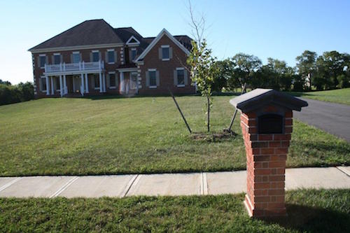 red brick pillar mailbox